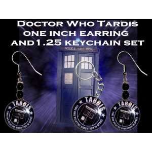  Doctor Who 1 Keychain & Earrings Set 
