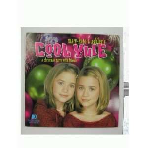   Kate and Ashley Poster Mary Kate Olsen flat Early 