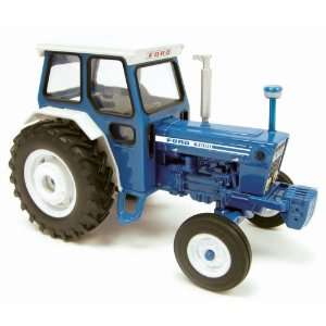 132 Ford 7600 Tractor Toys & Games
