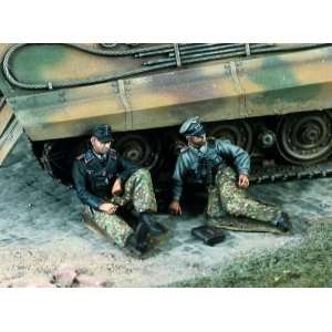 Tiger Tank Crew Resting 1 35 Verlinden Toys & Games
