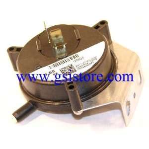  York 024 35311 000 0.65 WC SPNO Pressure Switch