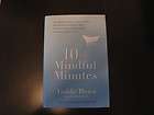 GOLDIE HAWN signed autographed 10 MINDFUL MINUTES book