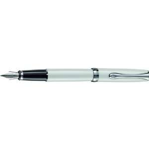  Diplomat Excellence B White Pearl 14Kt Fountain Pen Bold 