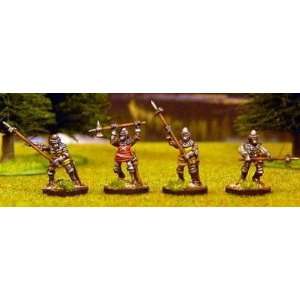   Belli 15mm 100 Years War Dismounted Knights IV (8) Toys & Games