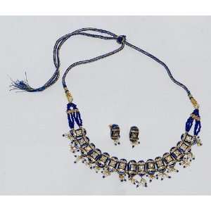 Pleasing Lakh Lac Jewelry Necklace & Earring Set with Sparkling Stones 