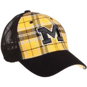   Wolverines Thrive Cap (Navy Plaid, One Size)