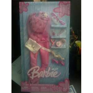  Barbie Glamour Clothing   13pc Pink Glamour Outfit (2005 