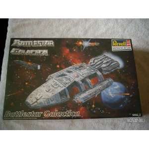  1997 Battlestar Galctica Revell Monogram Model Kit Toys & Games