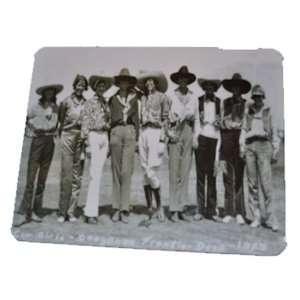  iPad Cover   Multiple Cowgirls