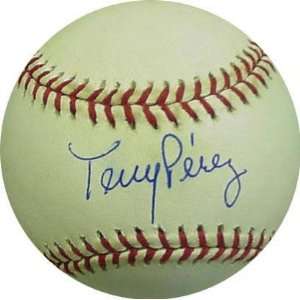  Tony Perez Autographed Baseball