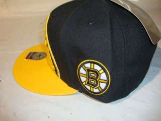 47Brand Licensed NHL Boston Bruins Snapback Cap  Blackout Colossal 