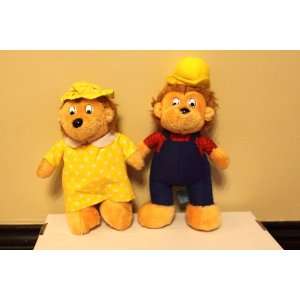  Mama and Papa Berenstain Bears Stuffed Character Toys 