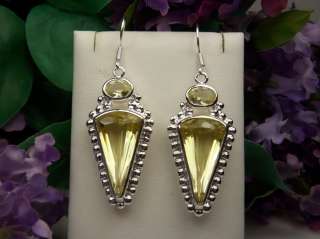  reflects the citrine stones slightly darker than actual stones 
