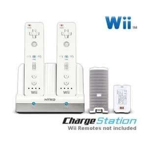   Wii Remotes Simultaneously Led Charge Indicator Lights Electronics