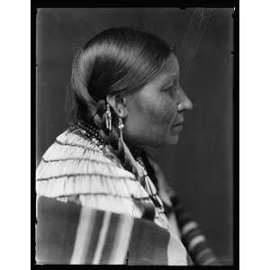  Mrs. American Horse,American Indian,portrait,c1900