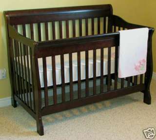 Convertible Baby Crib The Tammy  