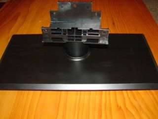 SCEPTRE TV STAND X32  