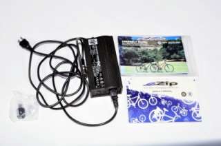 Ezip/Currie electric bicycle   pedal assist  18.5  hybrid   twist and 