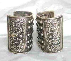 Rare tibet silver engrave phoenix cuff bracelet pair  