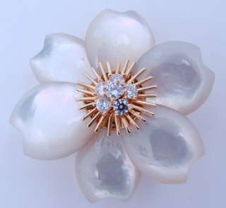 Ladies 18K Gold VAN CLEEF & ARPELS Diamond Flower Pin Pendant  