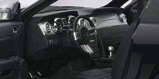 18 2008 Autoart Ford Black Bullitt Mustang GT  