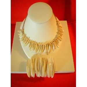  Mother of Pearl Necklace and Bracelet 