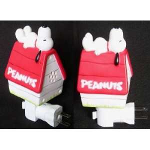  Peanuts Snoopy Night Light / Snoopy Plug In Mini Lamp 
