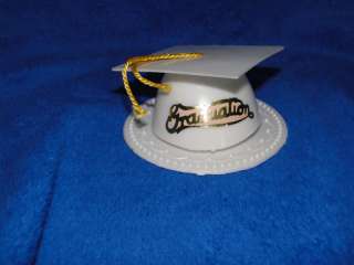 NEW WHITE GRADUATION CAP AND STAND CAKE TOPPER  