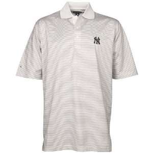  Antigua New York Yankees White Praxis Short Sleeve Polo 