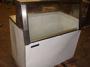    LIGHTED LOW BOY STYLE EASY VIEW ICE CREAM DISPLAY FREEZER  