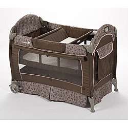 Safety 1st Deluxe Play Yard in Lexi  
