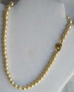 VINTAGE TALBOTS GLASS PEARL HAND KNOTTED NECKLACE 19  