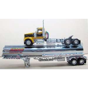  DCP 32505   1/64 scale   Trucks Toys & Games