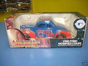 ERTL 1940 FORD MODIFIED COUPE CUBS DIECAST BANK  