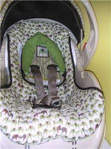 You are bidding on a Graco Snugride Infant Car Seat   Pippin