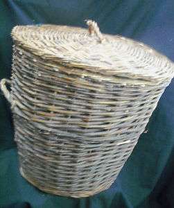 20 Wicker Laundry Basket with Handles and Lid   NEW  