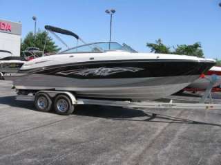 2011 Monterey M5 Deck Boat,with trailer in Powerboats & Motorboats 