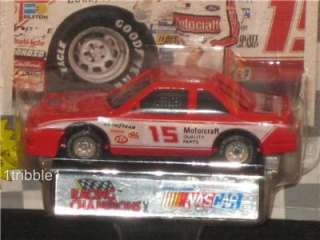 1990 #15 MORGAN SHEPHERD FORD RED & WHITE COLORS 164  