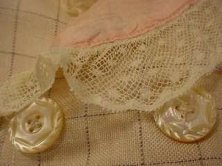 DARLING VINTAGE ANTIQUE BABY / DOLL DRESS COAT SILK & LACE TRIM VERY 