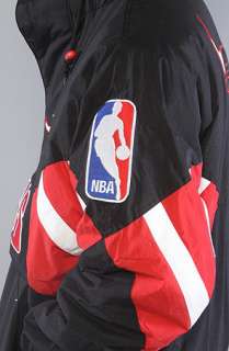 Mitchell & Ness The NBA Flashback Pullover Jacket in Black Red 