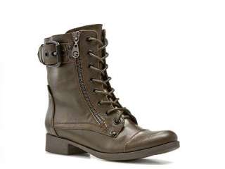 BY GUESS Brryan Boot   DSW