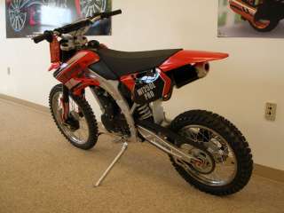    ROAD DIRT TRAIL BIKE MOTORCYCLE  in Other Powersports   Motors