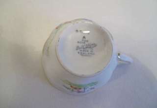 Bone China   England Tea Cup & Saucer Set  