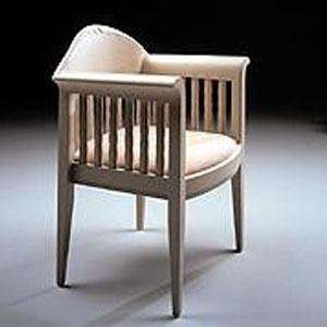  white chair by eliel saarinen