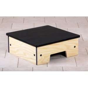  CLINTON WORK CONDITIONING Extra large step stool Item 