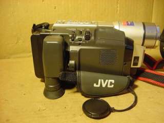 JVC SUPER VHS CAMCORDER VIDEO RECORDER MODEL GR SXM535. SELLING AS IS 