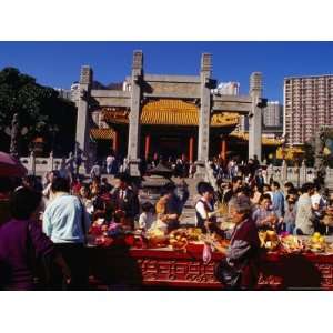  Crowds of People Giving Offerings in Grounds of Wong Tai 