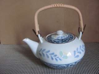   CHINESE PORCELAIN POTTERY 2 CUP TEAPOT (NO MARKINGS) RICE MOTIF  