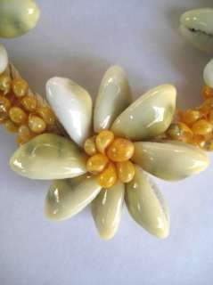 Hawaiian Jewelry Shell Lauhala Necklace Green Flowers  