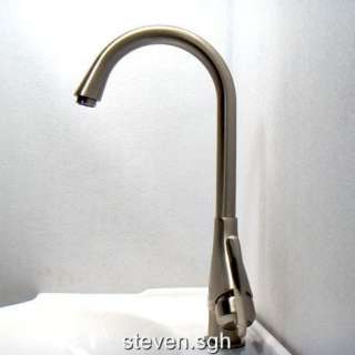   for long life and smooth feel don t choose faucet with plastic valves